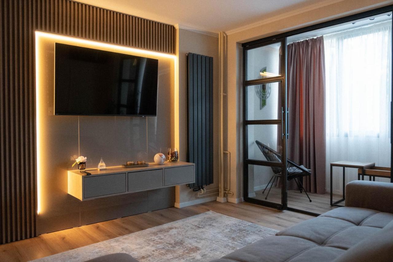 Cosy 2 Rooms Apartment In The Center Of The City Bucarest Exterior foto