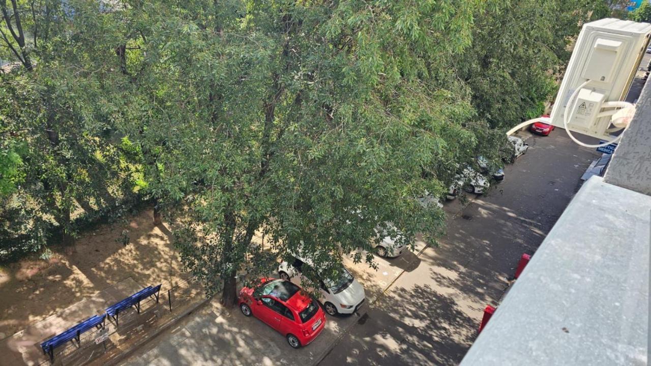 Cosy 2 Rooms Apartment In The Center Of The City Bucarest Exterior foto