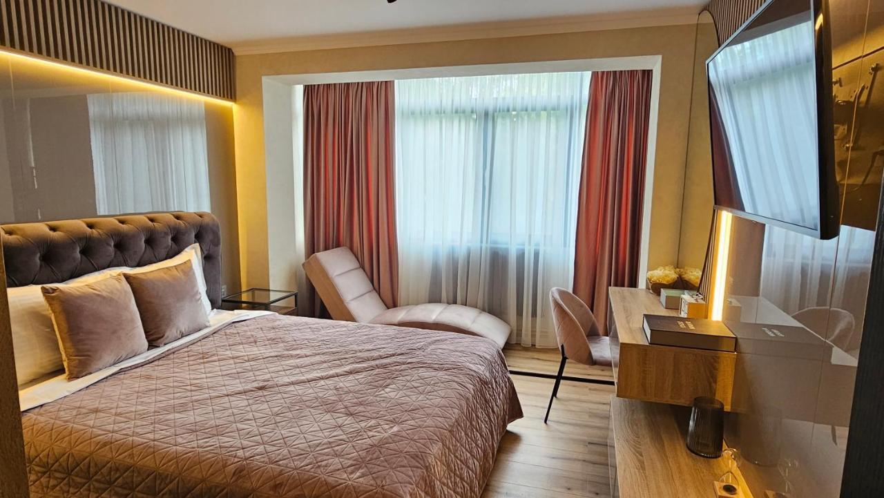 Cosy 2 Rooms Apartment In The Center Of The City Bucarest Exterior foto