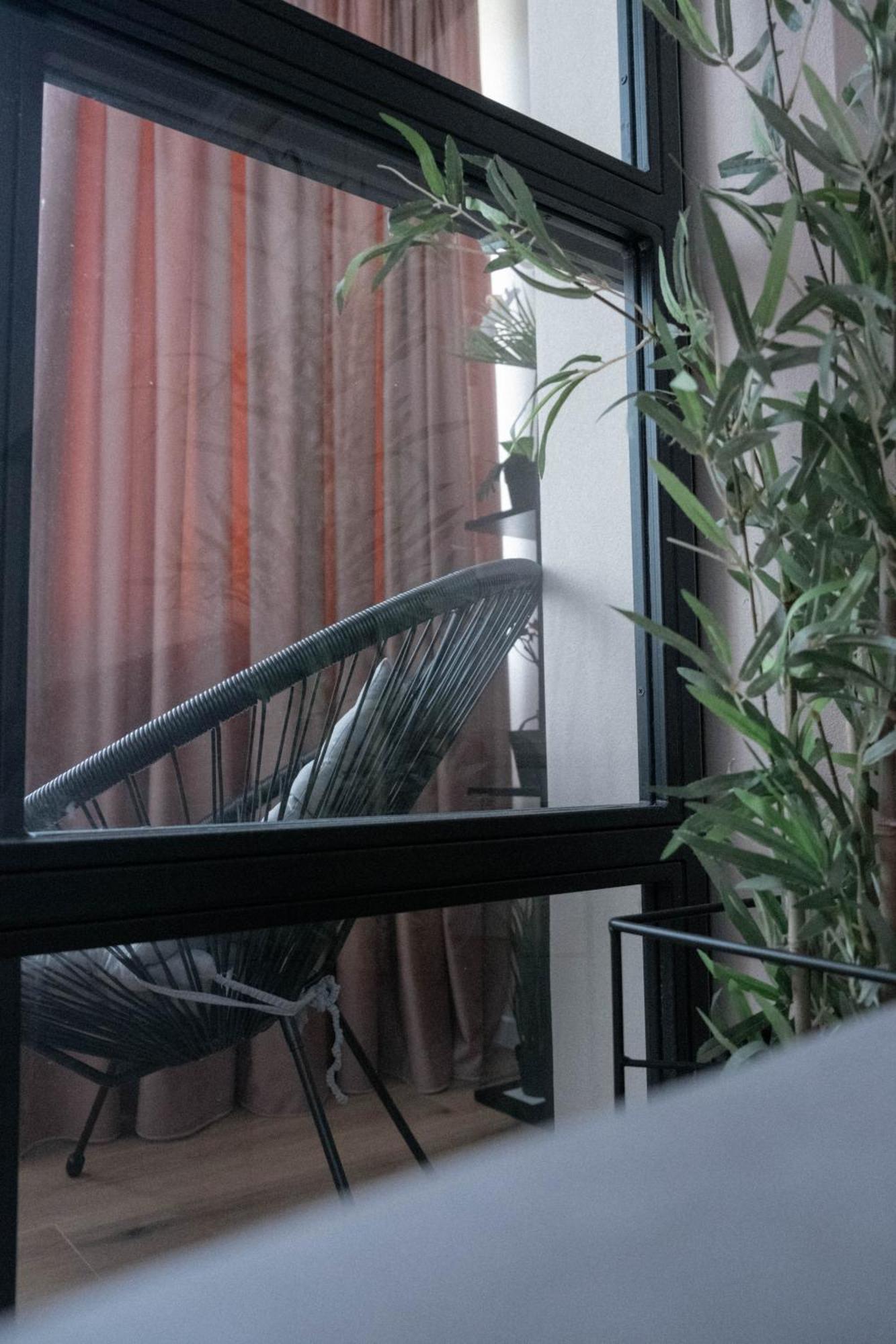 Cosy 2 Rooms Apartment In The Center Of The City Bucarest Exterior foto