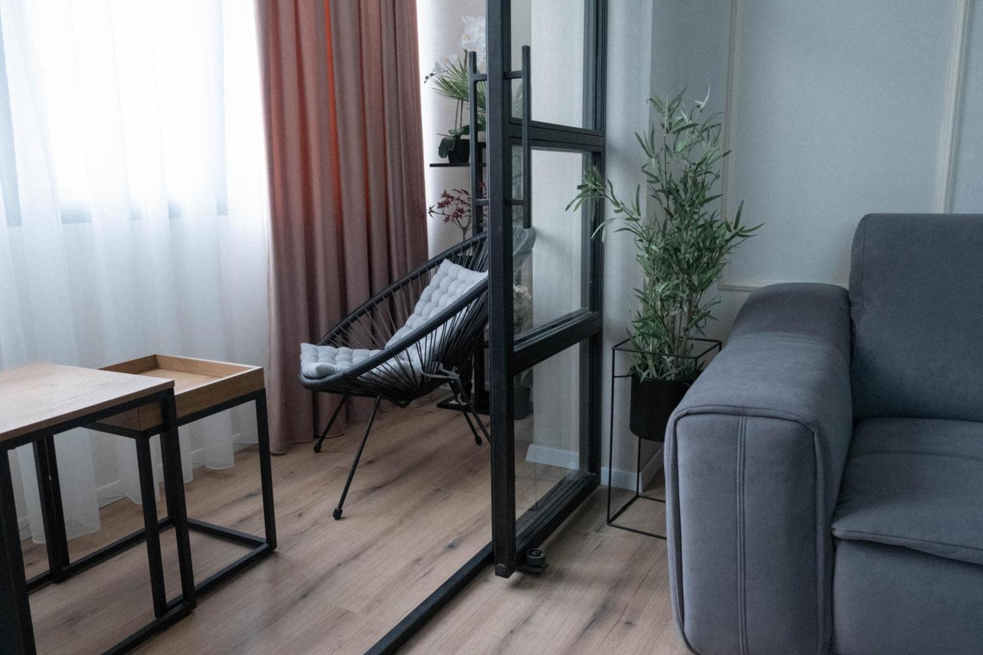 Cosy 2 Rooms Apartment In The Center Of The City Bucarest Exterior foto