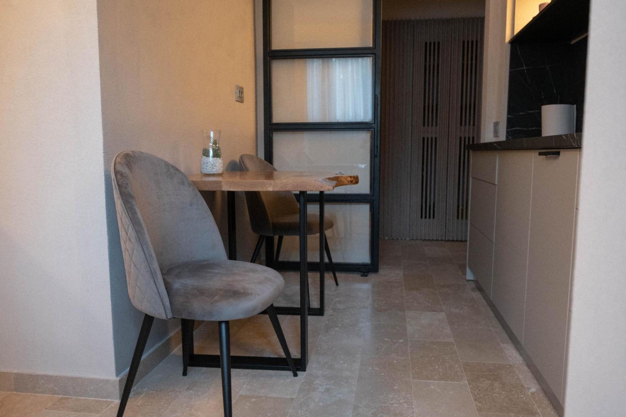 Cosy 2 Rooms Apartment In The Center Of The City Bucarest Exterior foto