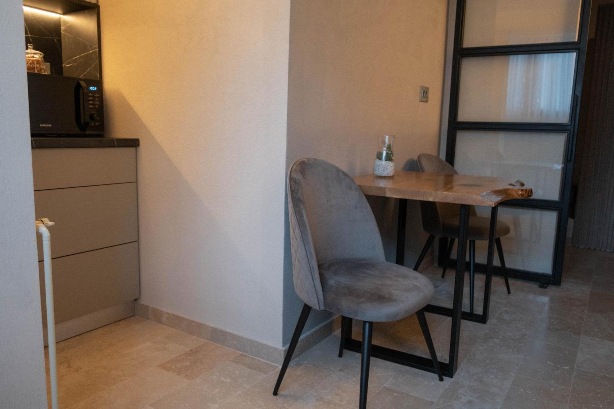 Cosy 2 Rooms Apartment In The Center Of The City Bucarest Exterior foto