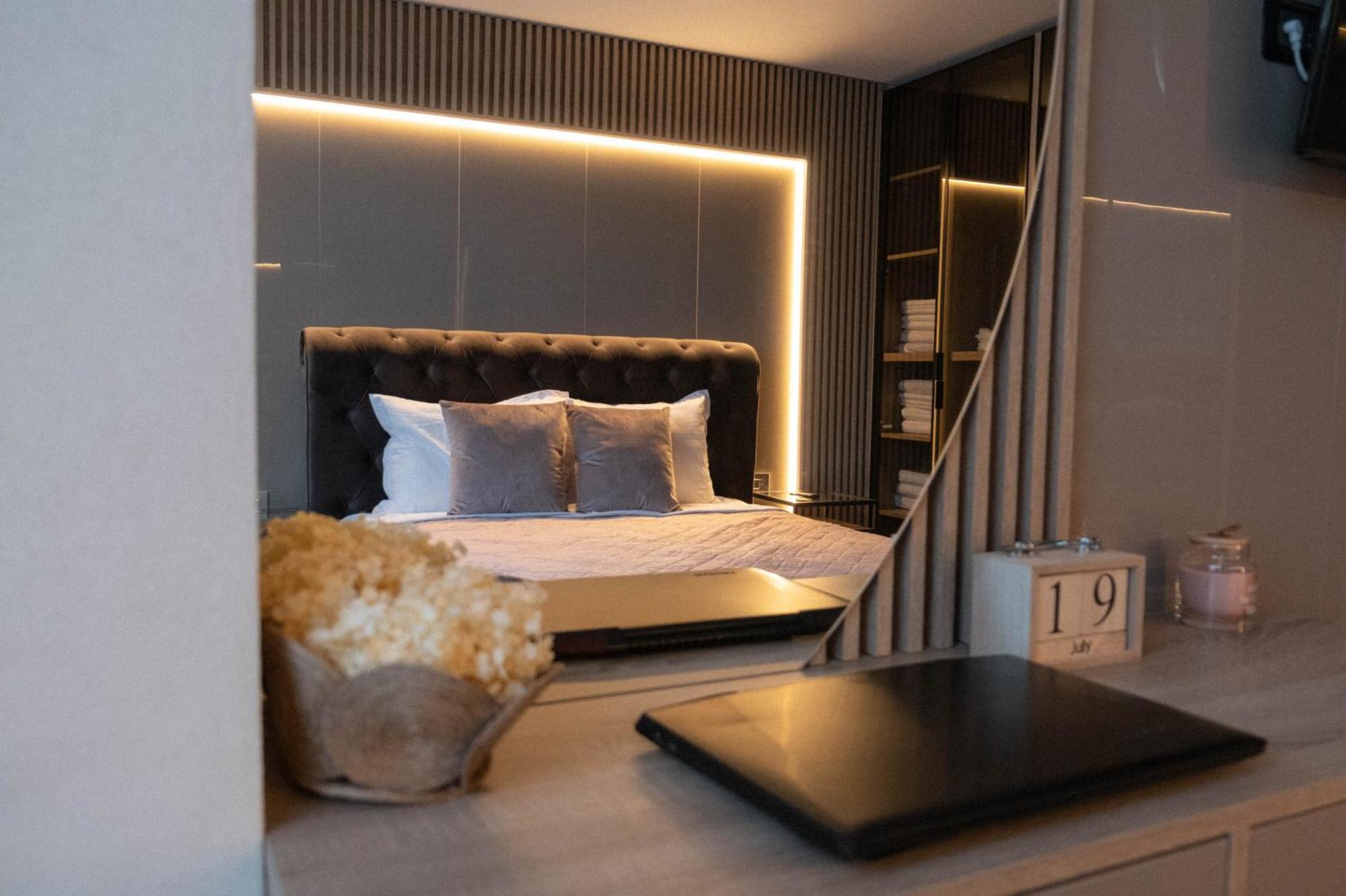 Cosy 2 Rooms Apartment In The Center Of The City Bucarest Exterior foto